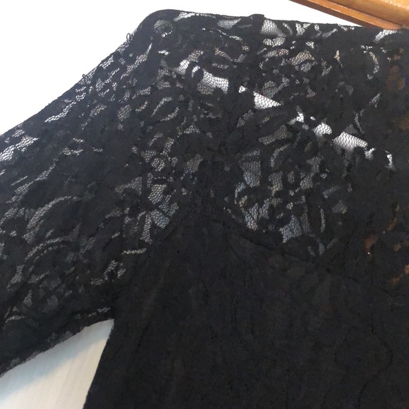 Short lace dress NWT - Picture 2 of 3